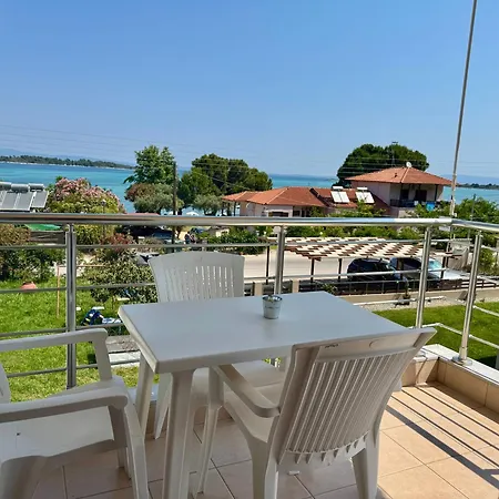 Popi Griva Aparthotel